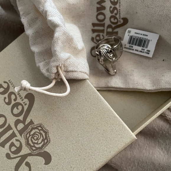 Kendra Scott Beau cocktail ring vintage silver Elegant Silver Horse Ring NWT - Picture 5 of 6